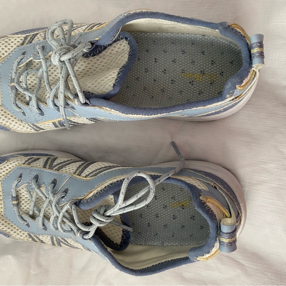 L L Bean lightweight sneaker - Picture 5 of 7